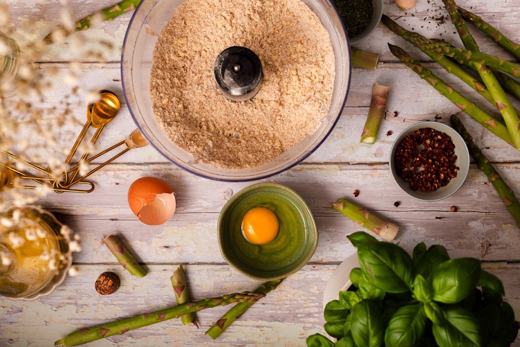 Asparagus and Feta Cheese Tart with Wholemeal Crust, preparing crust in the food processor.