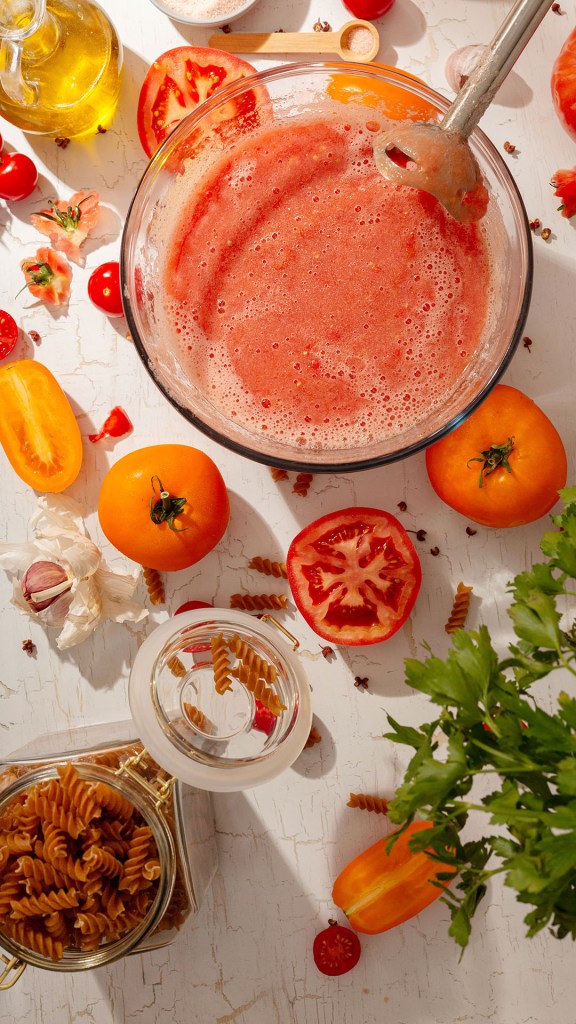 Healthy Fresh Tomato and Feta Cheese Pasta Sauce for Wholemeal Pasta, blended-blitzed tomatoes. 